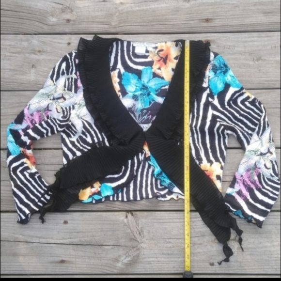 2 Piece Alberto Makali Vintage Top Set - Picture 9 of 14